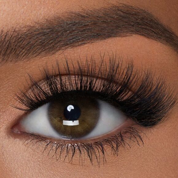 Lilly Lashes Luxury Synthetic Reusable Lashes - Picture 7 of 8